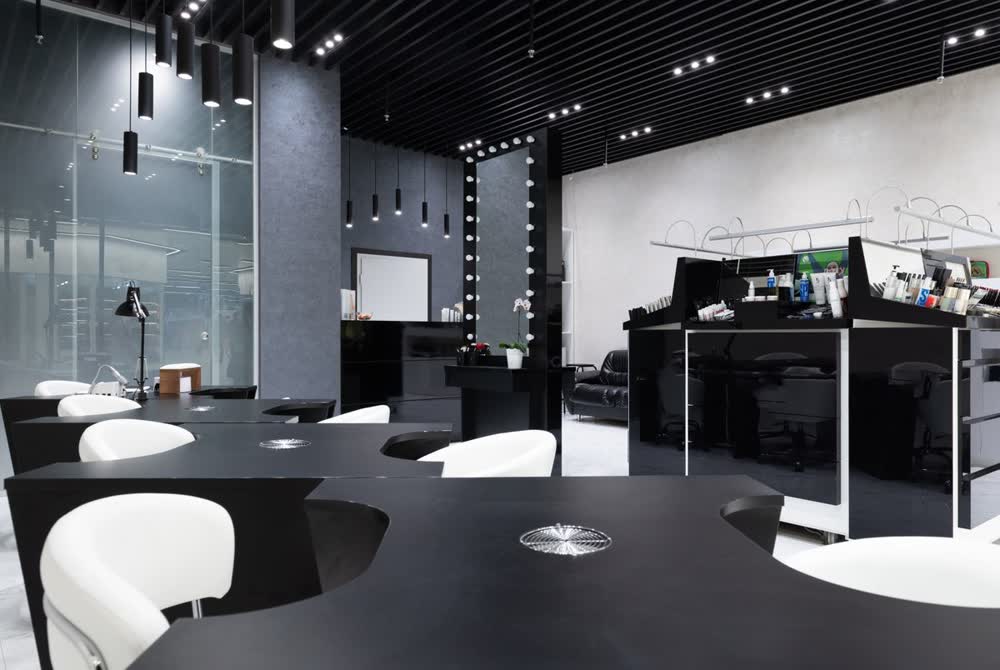 Strak zwart-wit salon-interieur